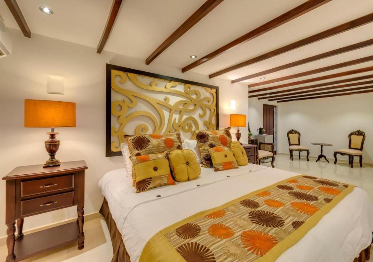 Double Room,1758390942:JPEG
