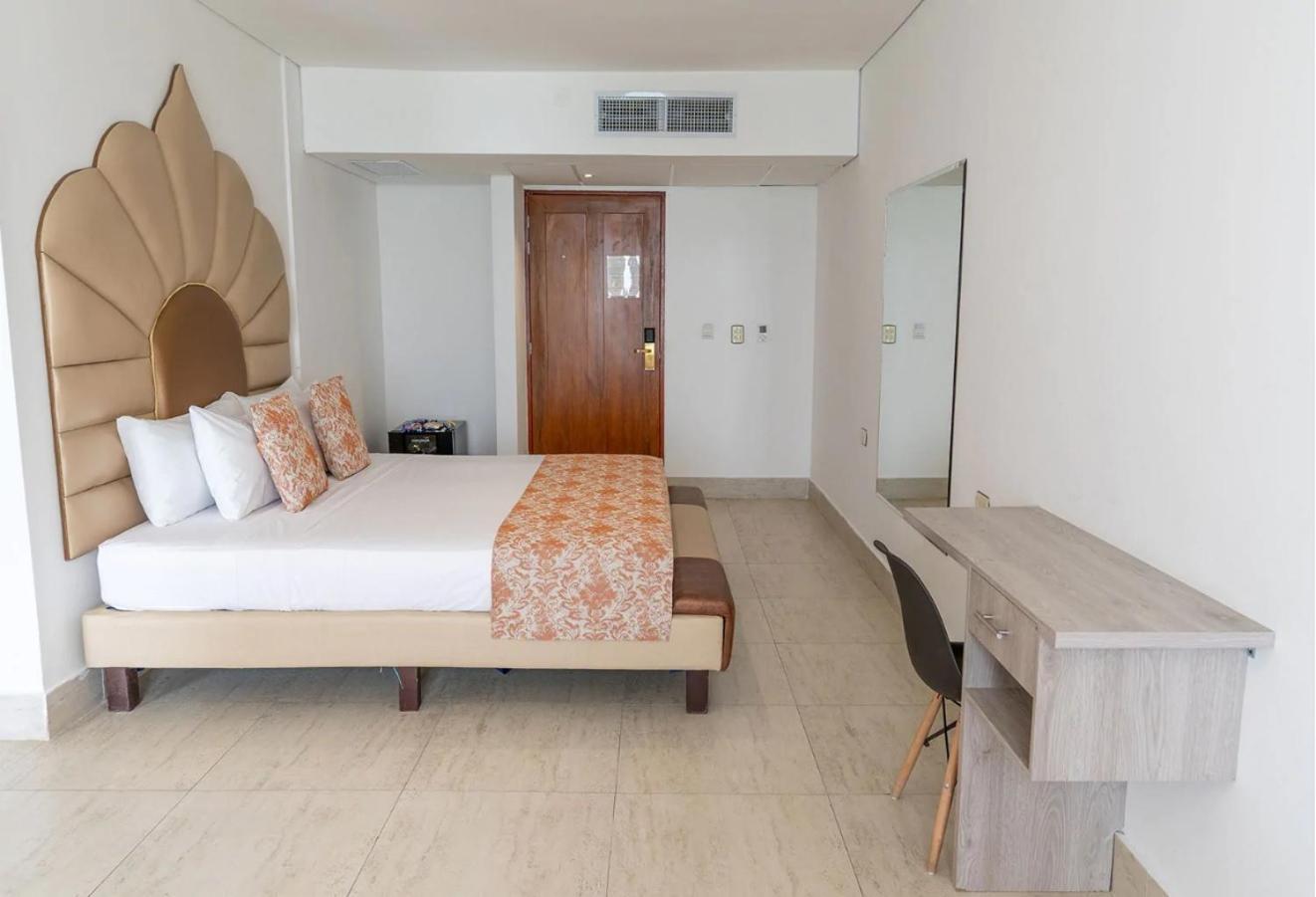 Standard Room,956696983:JPEG
