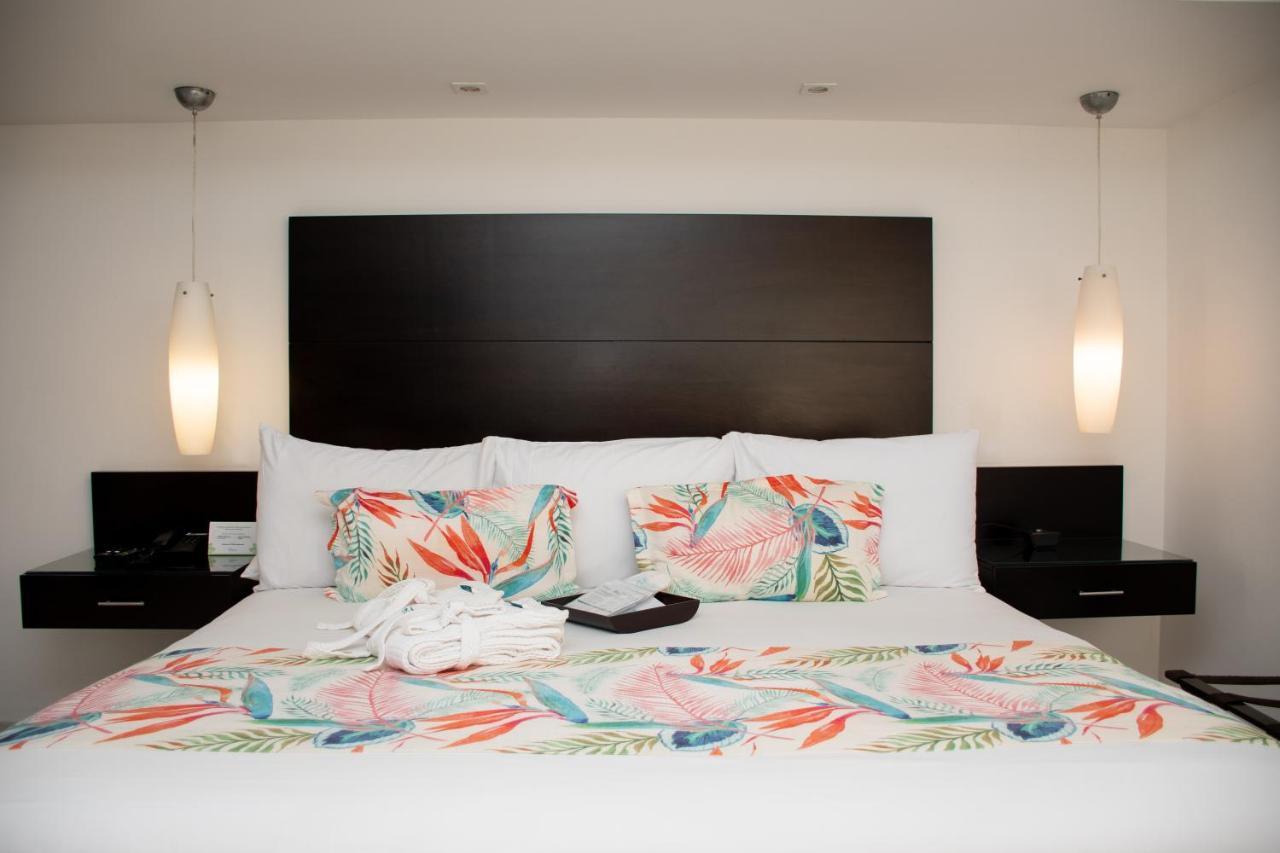 Junior Suite,1499077339:JPEG
