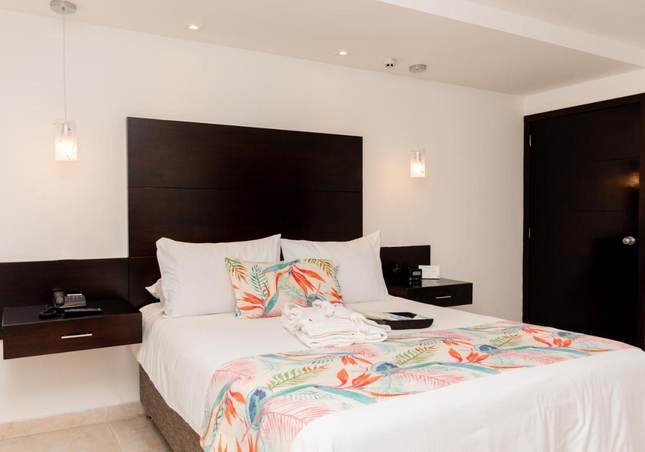 Two-Bedroom Suite,1499077477:JPEG