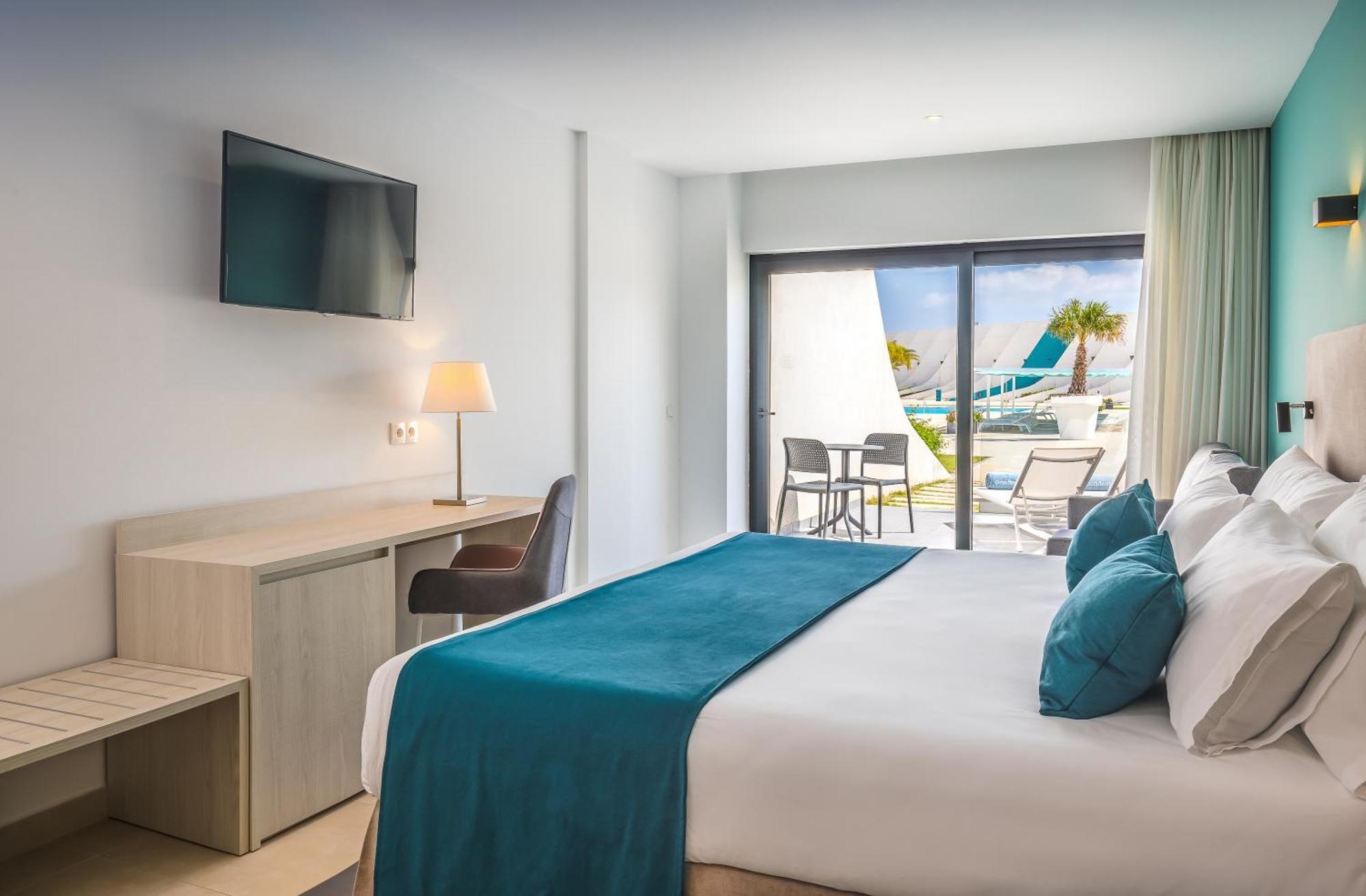Double Room Pool View