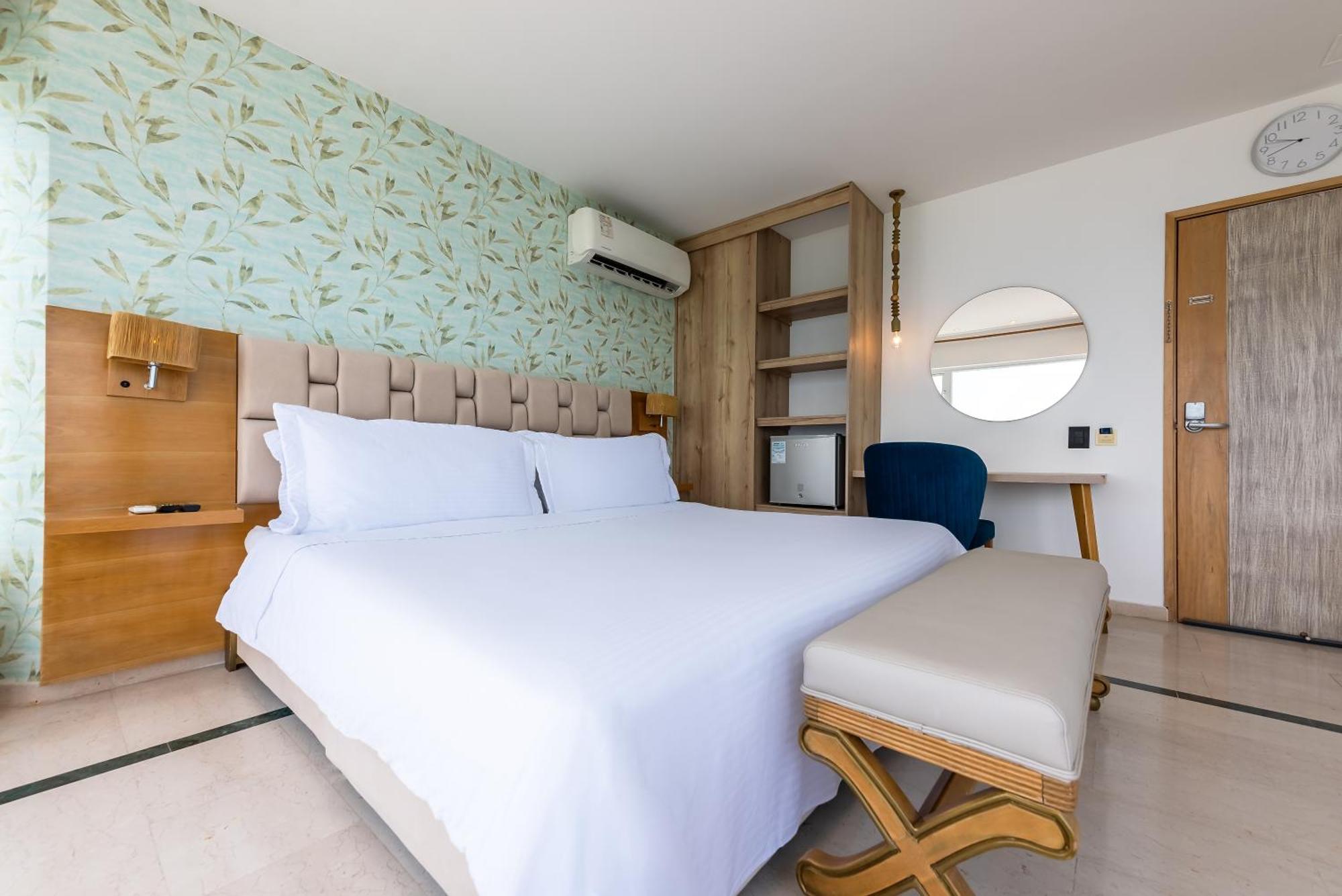 Deluxe Double Room Sea View