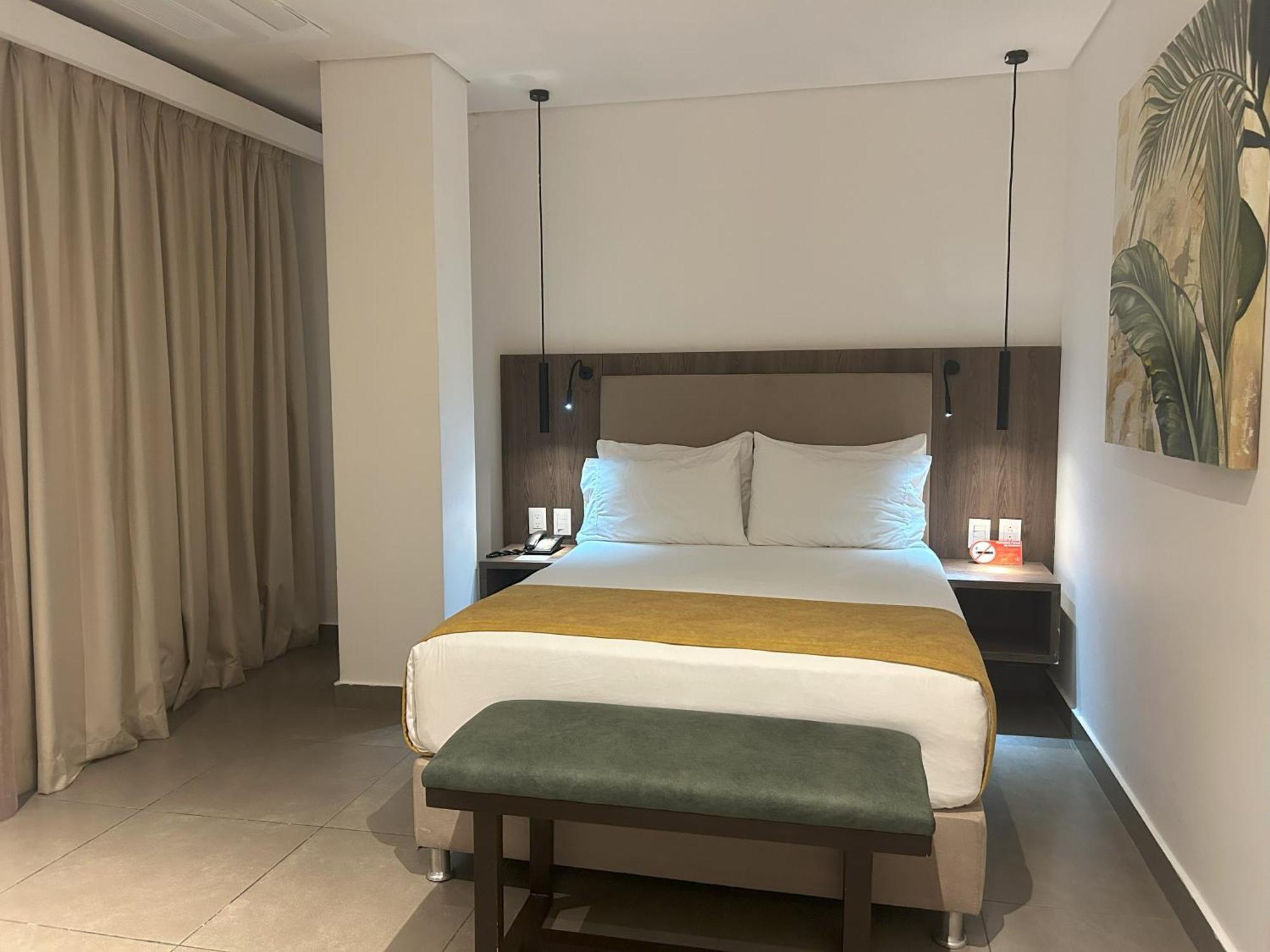 Double Room,1686512167:JPEG