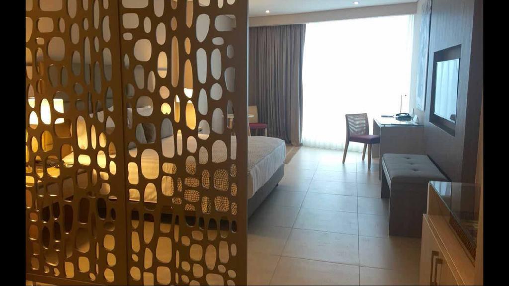 Quarto Duplo com Cama King-size