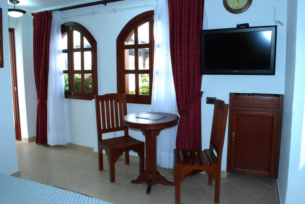 Junior Suite,1602960121:JPEG