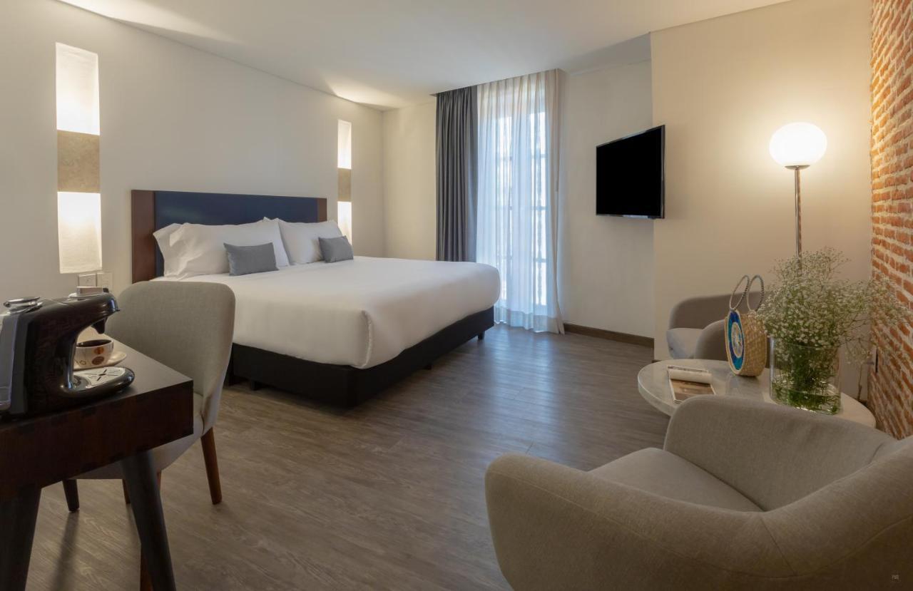 Double Room,762504448:JPEG